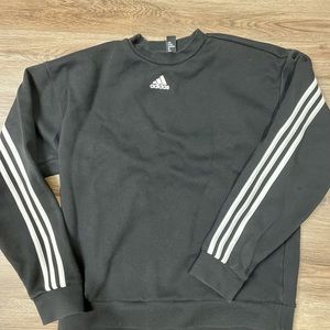 Adidas crewneck